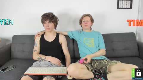 Yen online show from November 2, 7:58 pm