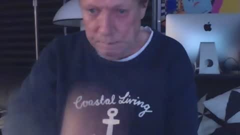 Snapshot of yessex247 chatting on December 5, 5:21 am yessex247 online show from December 5, 5:21 am