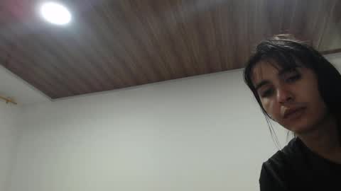 yessica and andres online show from April 25, 2:36 am