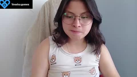 yessica_gomez01 online show from June 23, 9:54 pm
