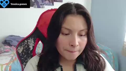 yessica_gomez01 online show from July 4, 8:45 pm