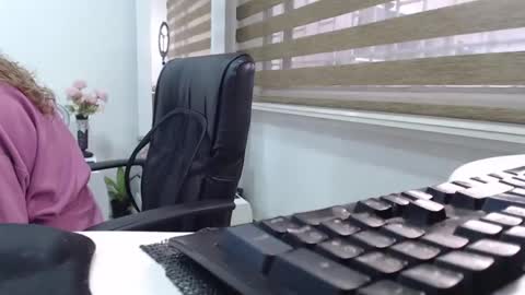 jessy online show from March 4, 7:11 pm