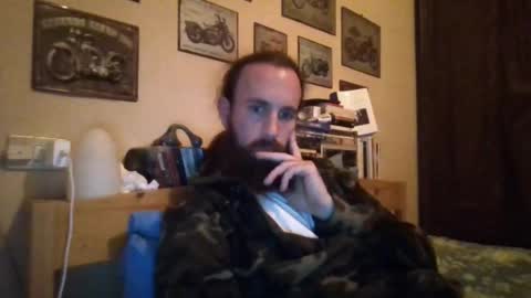 yeti_92 online show from December 20, 7:28 pm