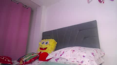 Yiny online show from March 1, 9:02 am