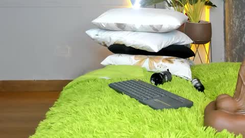 roxie reyes  online show from December 22, 11:39 am