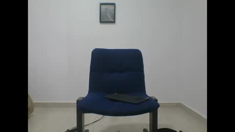 yissus_20 online show from November 8, 6:11 pm