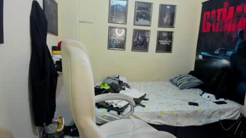 yker online show from April 21, 6:09 am