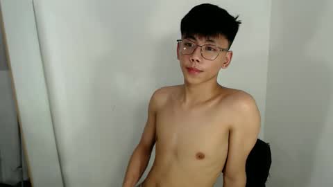 ynotyu online show from March 6, 10:20 pm