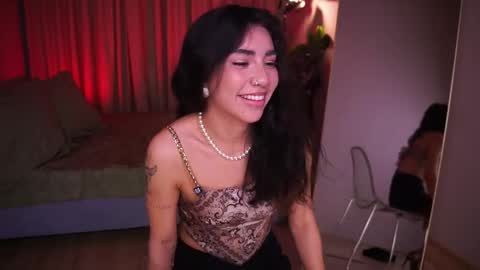 Yoko online show from May 26, 5:57 am