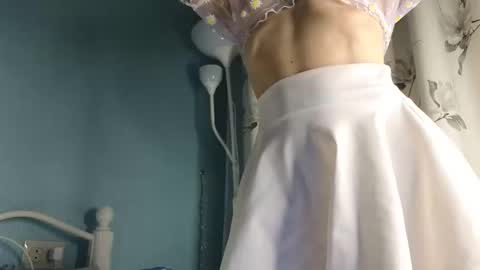 Snapshot of you_desire chatting on February 20, 7:52 pm Liliya online show from February 20, 7:52 pm