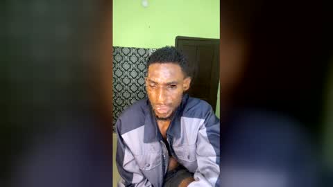 youdeedouglas9 online show from December 23, 12:50 am