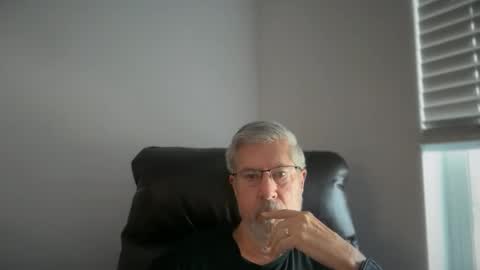 Colorado Guy Straight online show from June 3, 1:03 pm