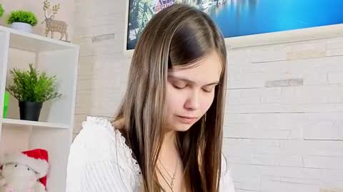 Julia Next stream  online show from January 9, 3:28 pm