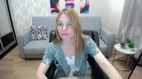 your_crush_12 online show from October 16, 6:57 am