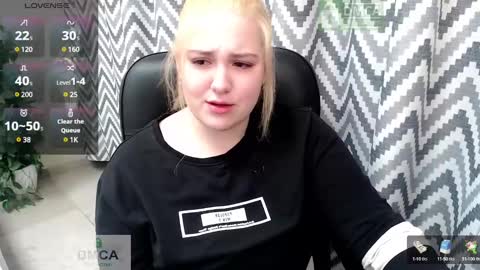 Erica online show from December 30, 12:52 pm