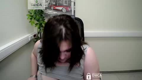 Erica online show from February 6, 10:58 am