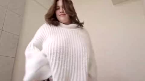 Erica online show from March 4, 1:17 pm