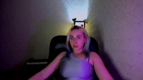 Cora online show from December 19, 6:56 pm