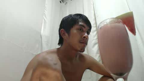 your_guy111 online show from April 5, 1:46 am