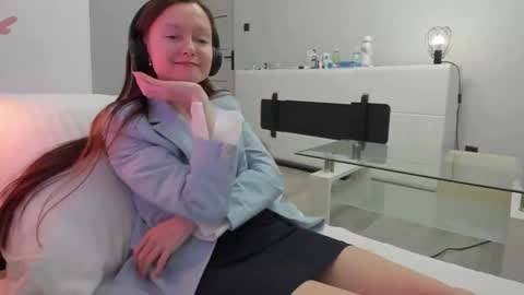 Your Librarian online show from November 25, 3:22 pm