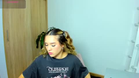 your_little_ online show from March 5, 10:11 am