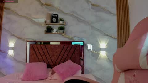 Salome online show from April 4, 6:37 pm