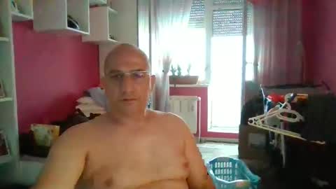 Erick online show from June 4, 3:23 am