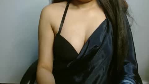 Your Priya01 online show from November 24, 3:49 am