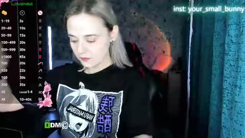 Molly online show from July 3, 2:05 am