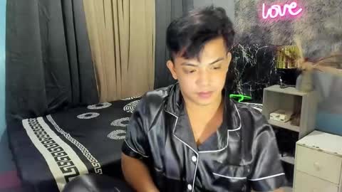 yourasian_bradley online show from November 21, 5:05 am