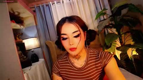 kim online show from November 14, 6:26 am