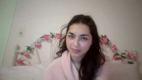 yourbella37 online show from May 6, 7:42 pm