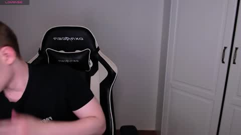 Billy online show from April 2, 1:13 am