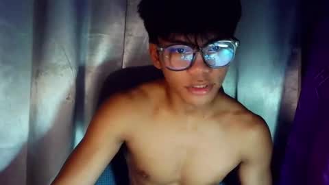 rainy online show from July 31, 10:33 pm