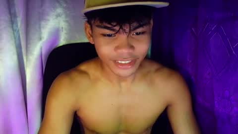 rainy online show from July 20, 8:43 pm