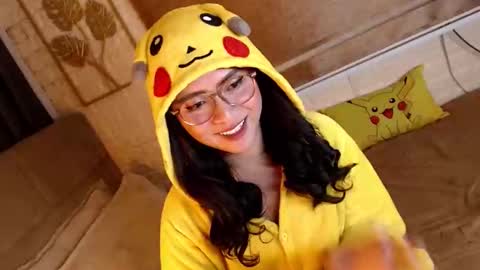 JEN  online show from March 15, 2:31 pm