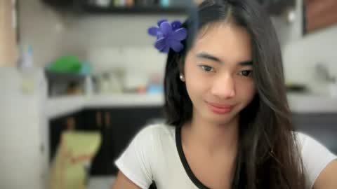 yourgirlsweet_kishia online show from July 2, 3:55 am
