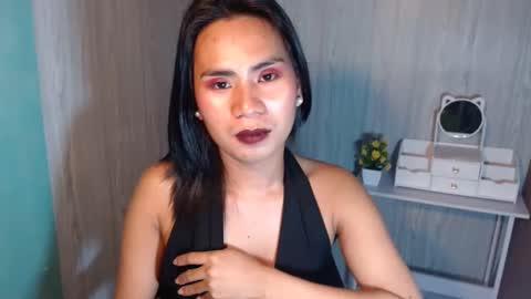 Mauie  online show from March 6, 1:05 am