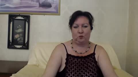lANA online show from August 1, 6:42 pm