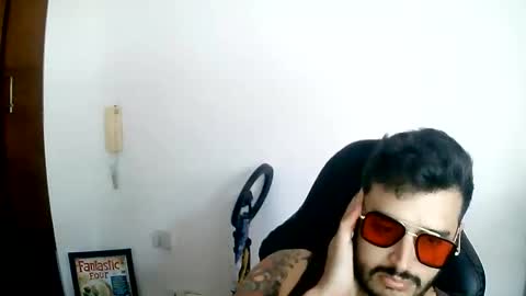 yourpersonalgeniusl online show from May 4, 9:54 pm