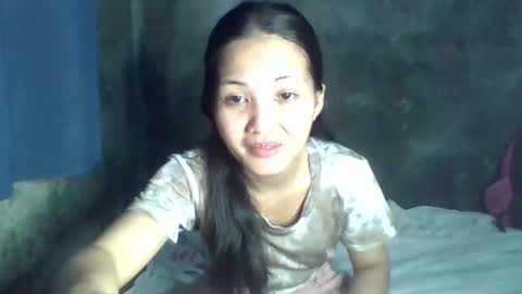 yourqueen1101 online show from March 21, 1:49 pm