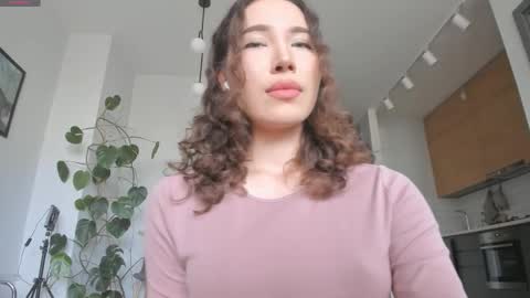 youre meyy online show from October 29, 5:31 am