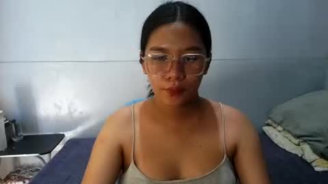 yoursexy_reb online show from February 15, 6:37 am