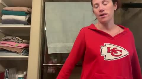 yourstrulylivy online show from October 9, 3:39 pm
