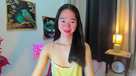 yourtinybunny online show from April 23, 12:40 pm