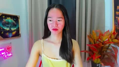 yourtinybunny online show from March 27, 11:11 am