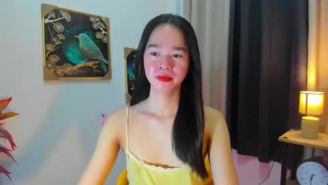 yourtinybunny online show from April 20, 10:18 am