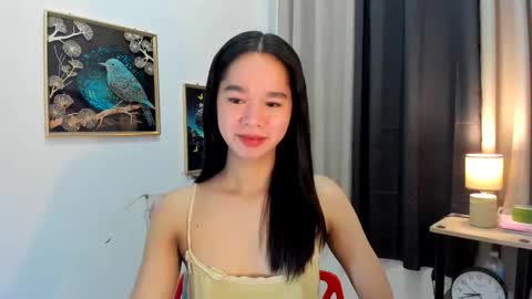 yourtinybunny online show from June 6, 11:27 am