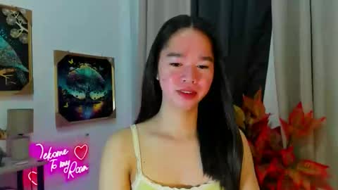 yourtinybunny online show from February 17, 11:20 am