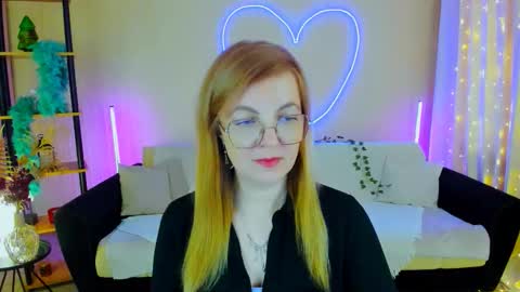 Alice online show from February 4, 10:30 am